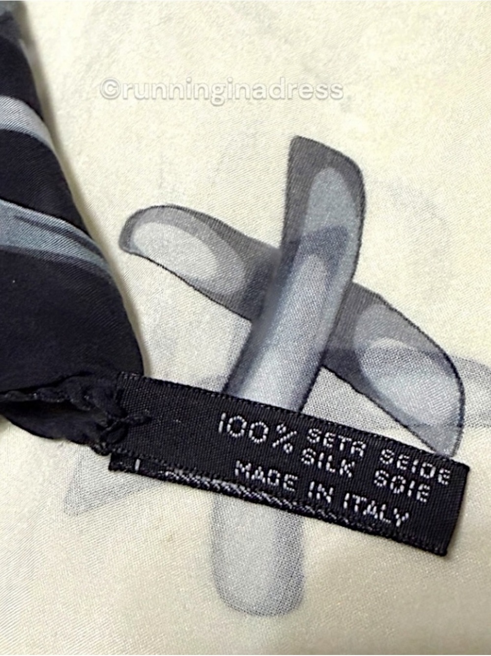 Vintage Paloma Picasso XOXO Silk Scarf Black Beige Hugs & Kisses Italy - Picture 9 of 16